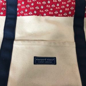 Vineyard Vines 🐳 sorority tote - CHI OMEGA